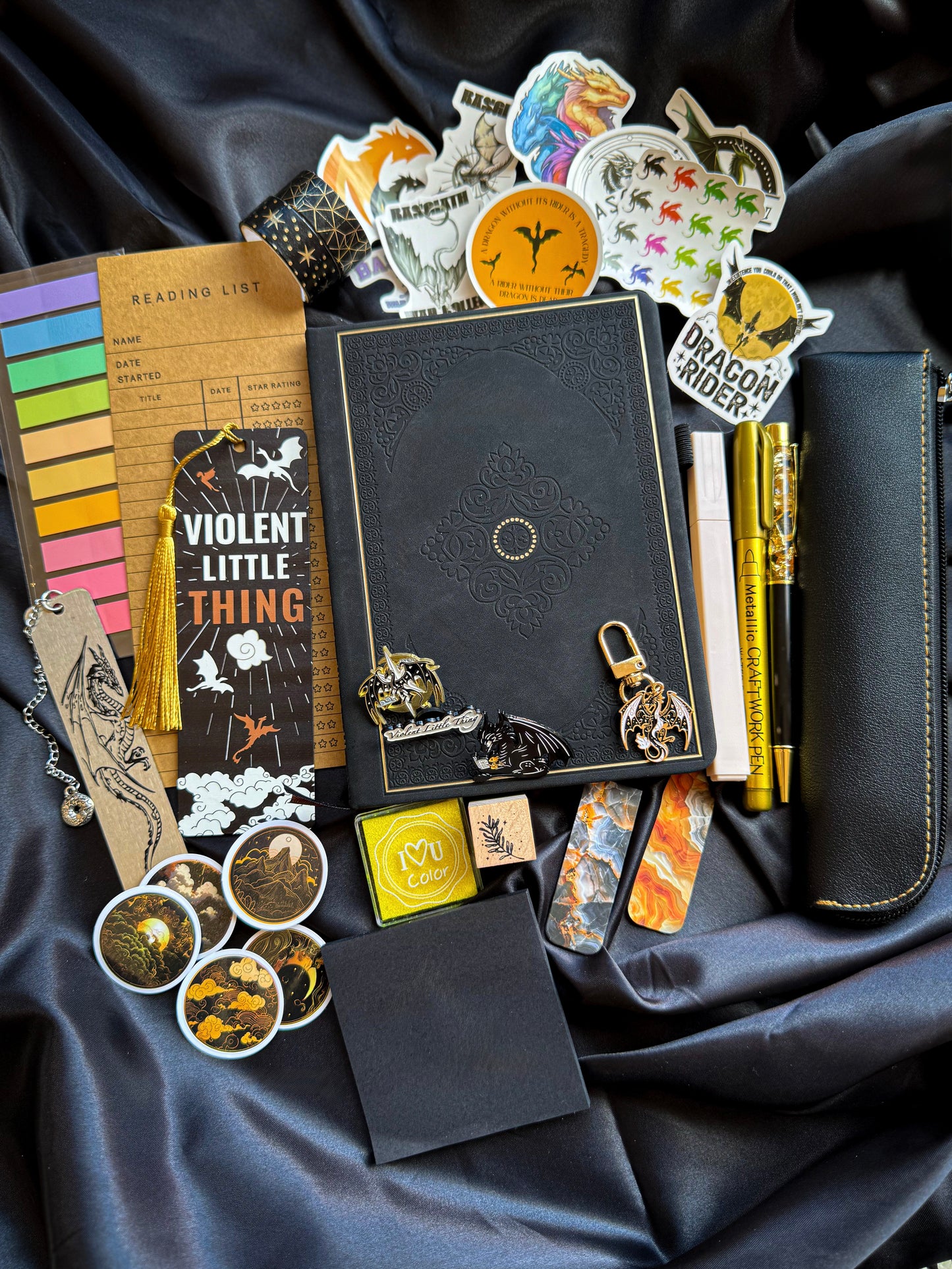 Fourth Wing Bookish Bundle